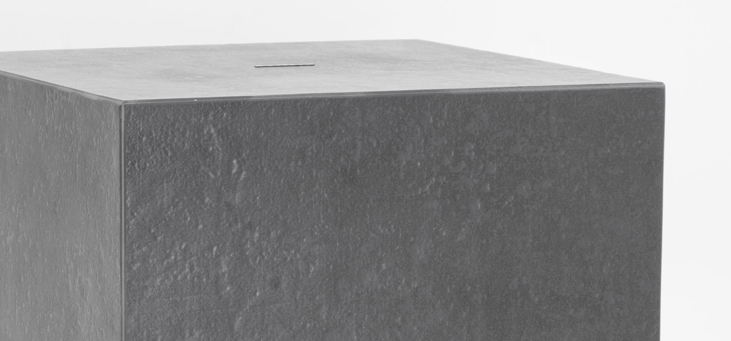 Corian- und Feinsteinzeug-Oberflächen des Garvan WA125 Outdoor-Subwoofers
