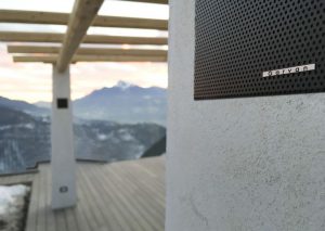 Inwall, flush mount outdoor speakers
