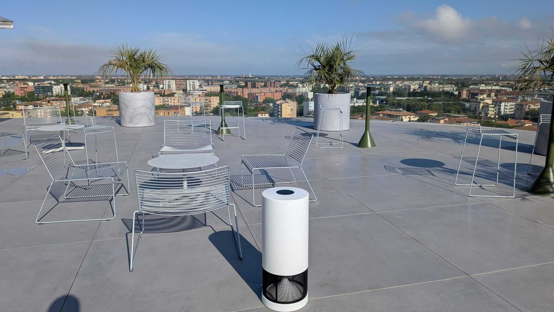 Garvan SN120 für 360 Grad Audio auf einer Panoramaterrasse in Pisa